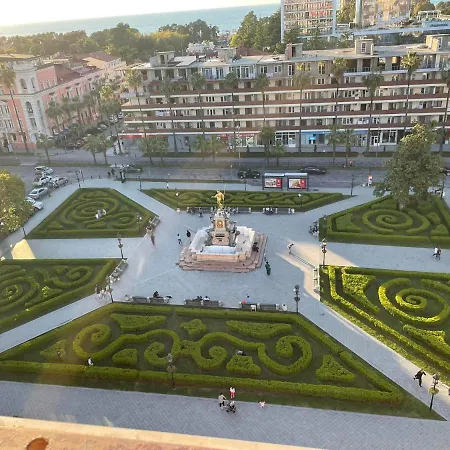 Apartment Boulevardside Batumi Exterior photo